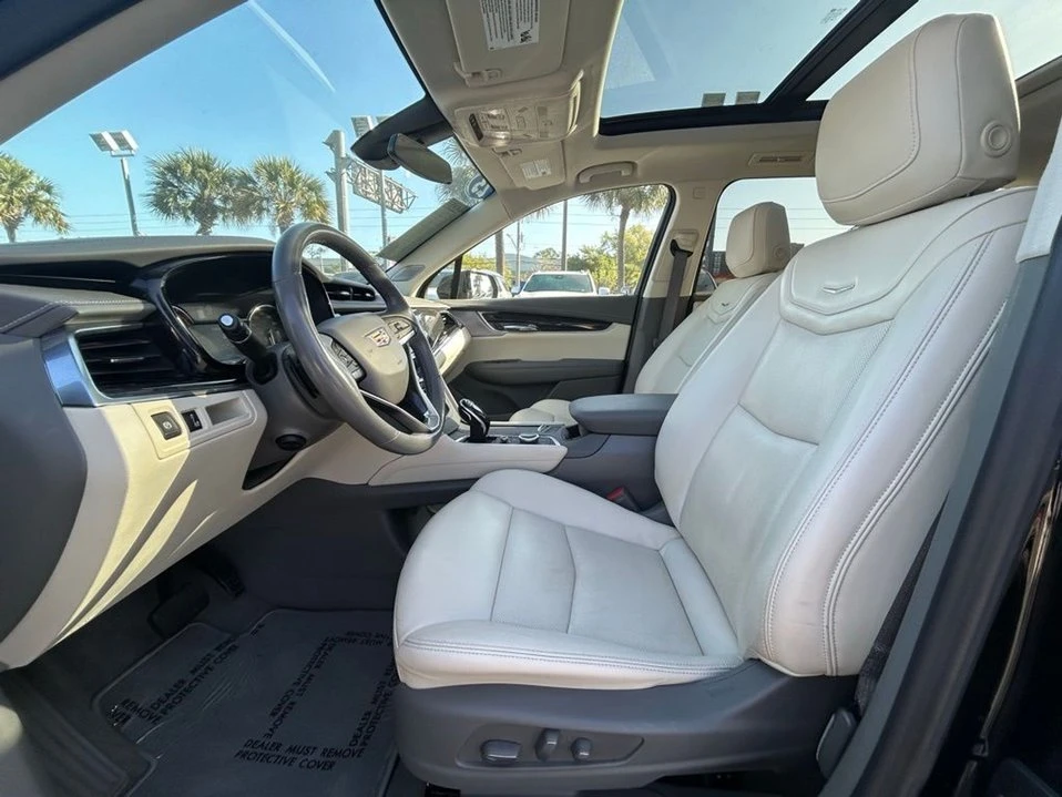 2023 Cadillac XT6 - Image 12 of 20