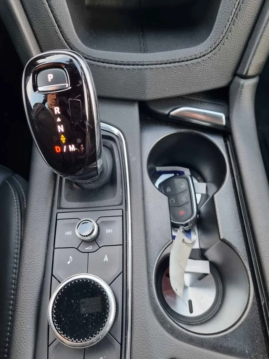 2023 Cadillac XT6 - Image 4 of 15