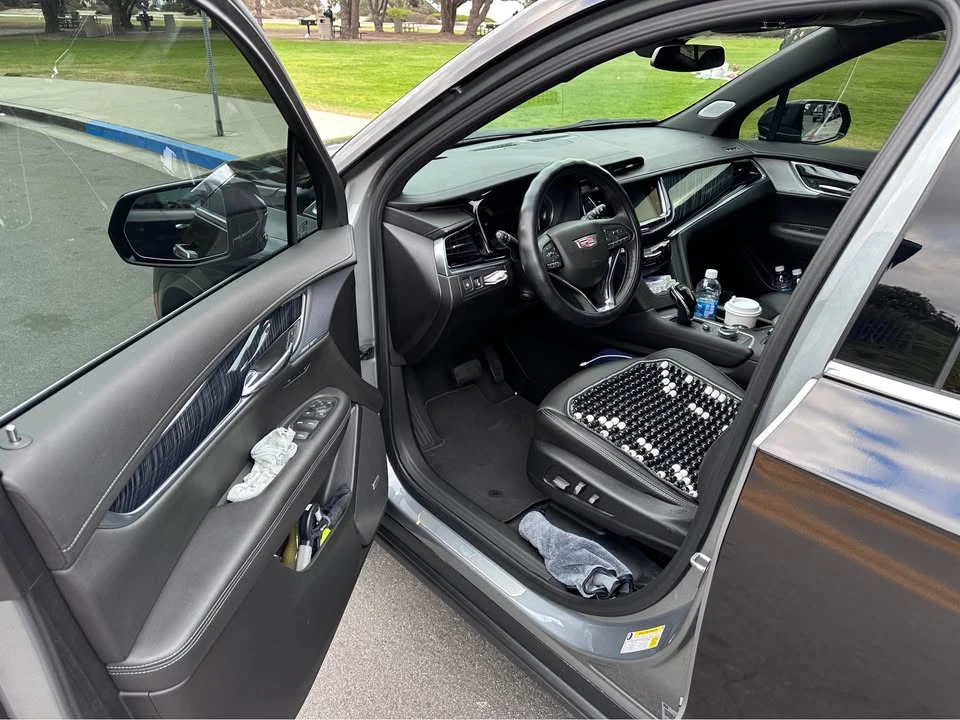 2023 Cadillac XT6 - Image 5 of 14