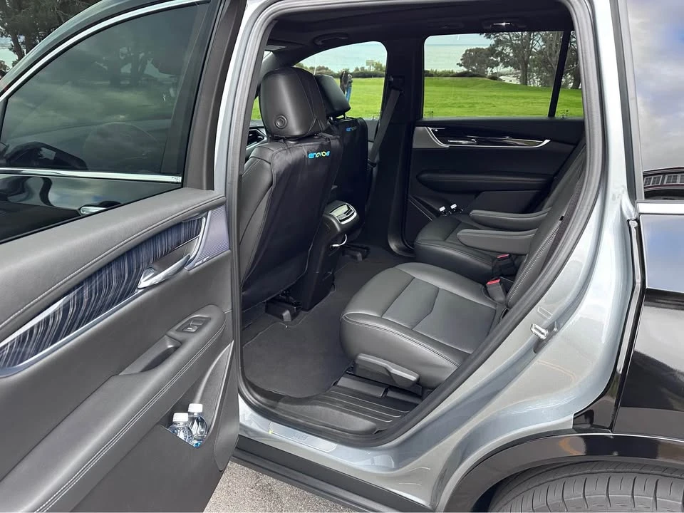 2023 Cadillac XT6 - Image 14 of 14