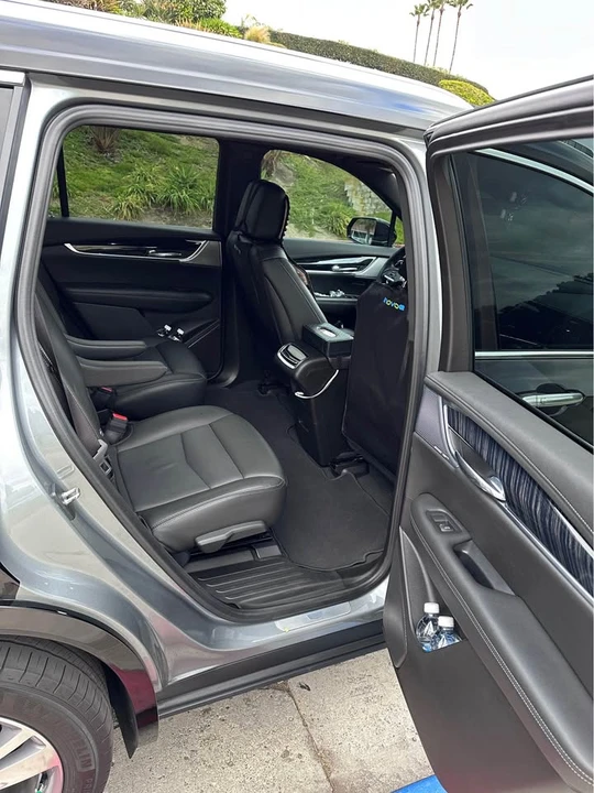 2023 Cadillac XT6 - Image 7 of 14