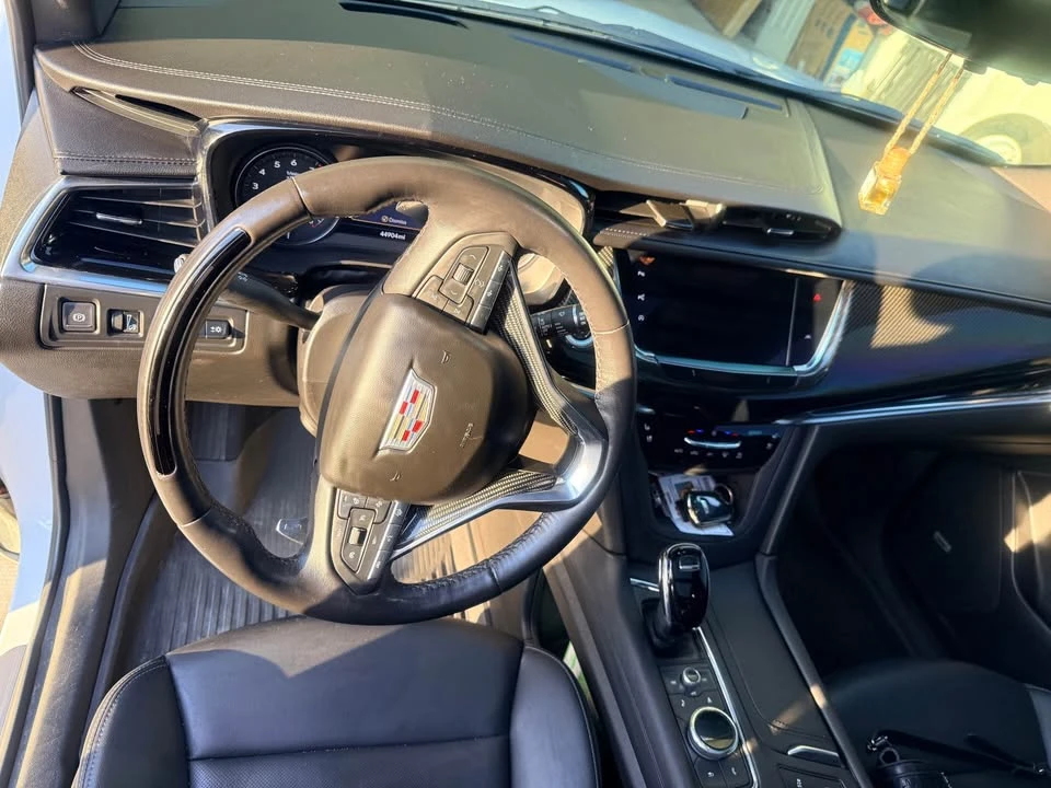 2023 Cadillac XT6 - Image 6 of 14