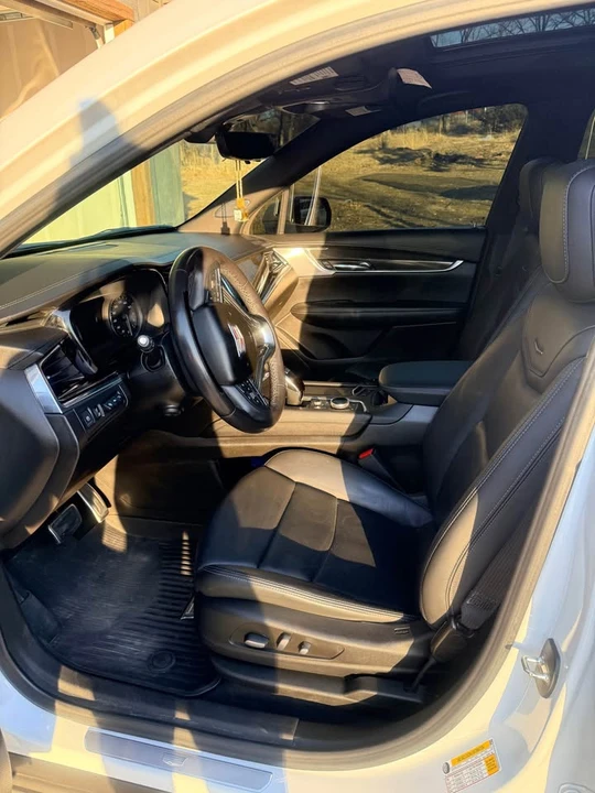 2023 Cadillac XT6 - Image 5 of 14