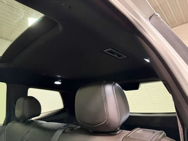 2023 Cadillac XT6 - Image 7 of 18