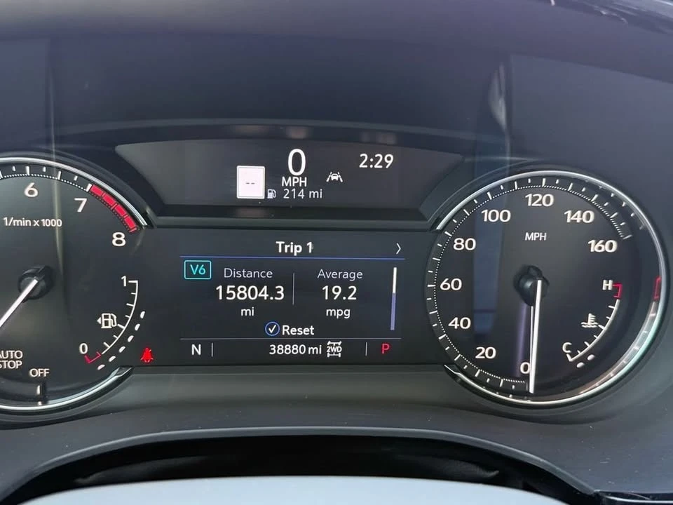 2023 Cadillac XT6 - Image 6 of 10