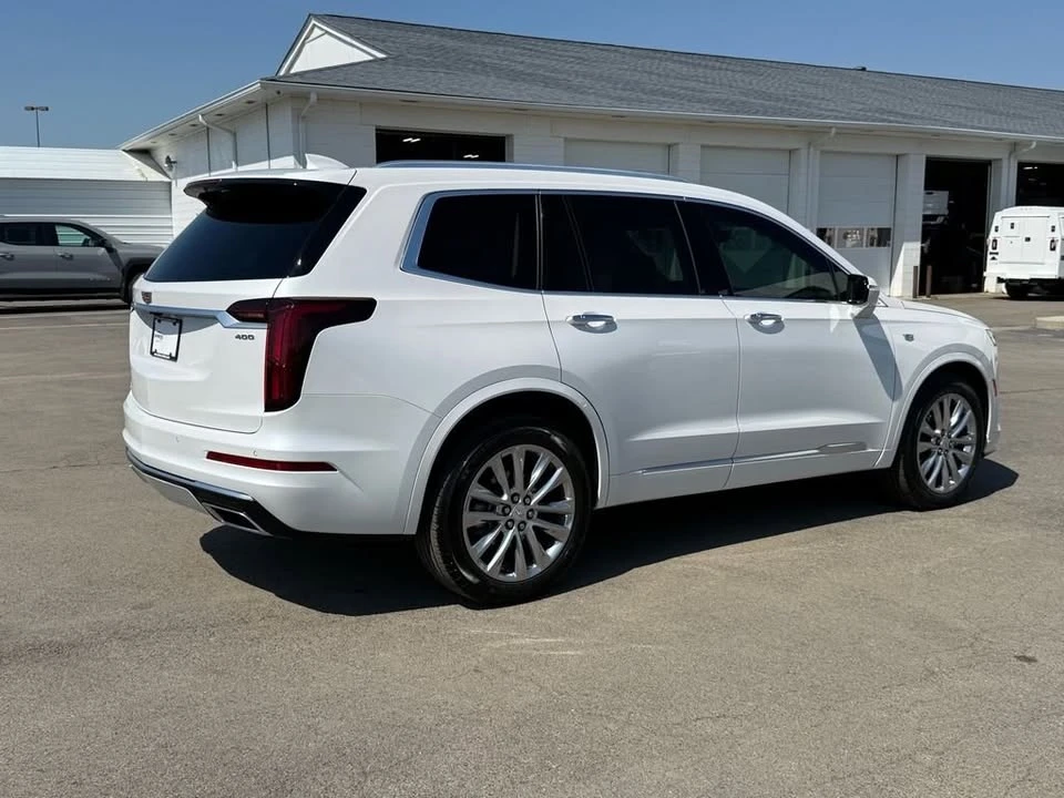 2023 Cadillac XT6 - Image 4 of 10