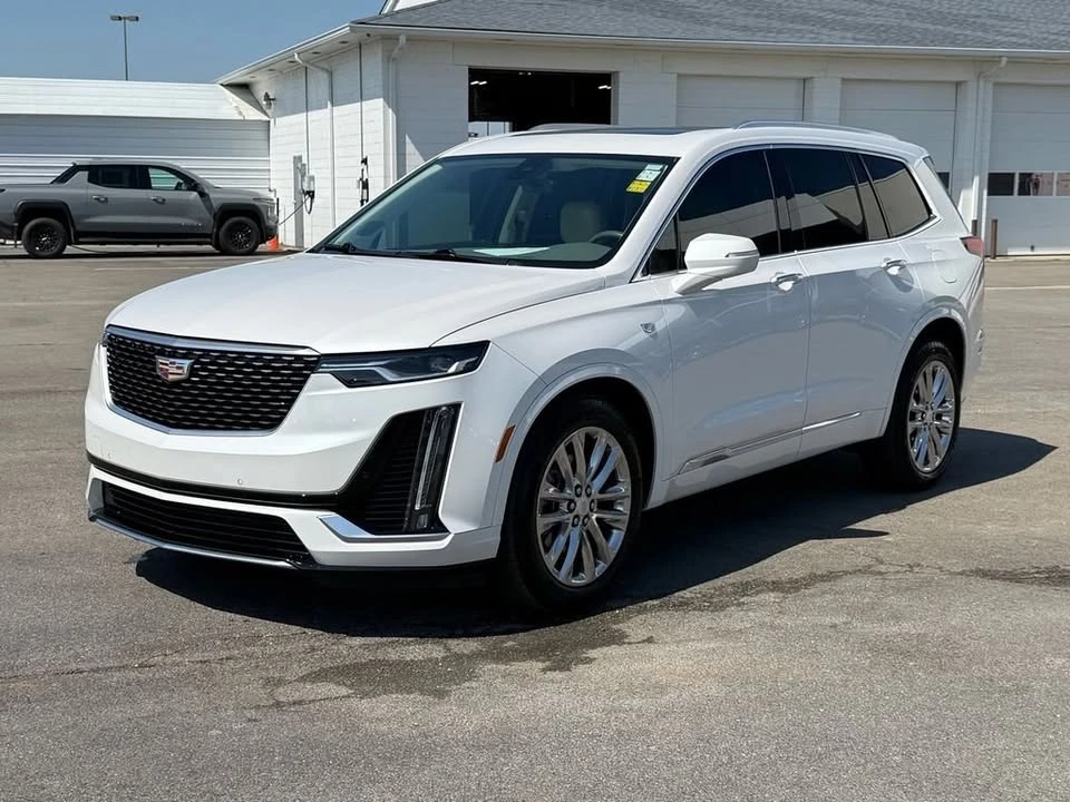 2023 Cadillac XT6 - Image 3 of 10