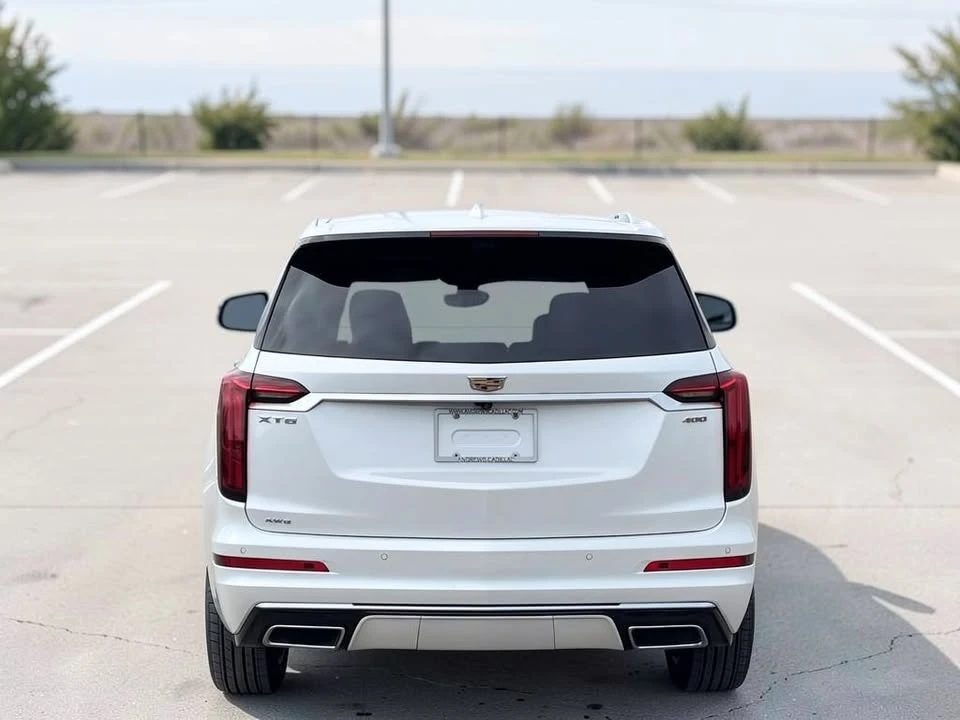 2023 Cadillac XT6 - Image 4 of 20