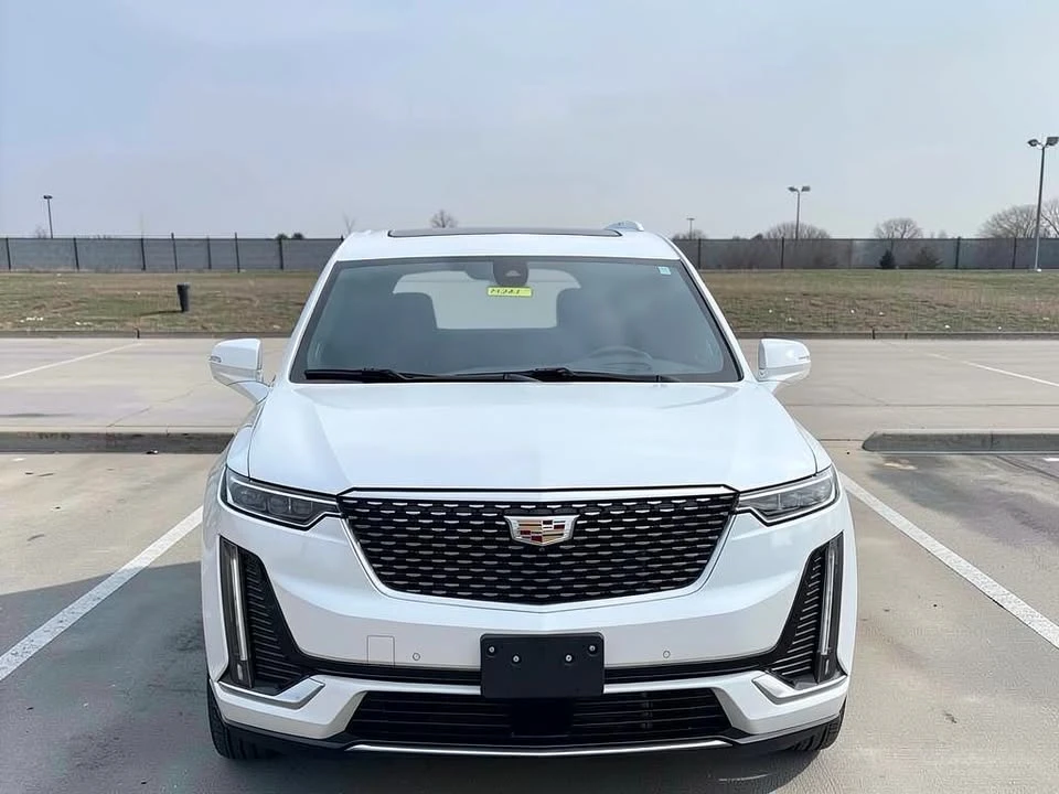 2023 Cadillac XT6 - Image 8 of 20