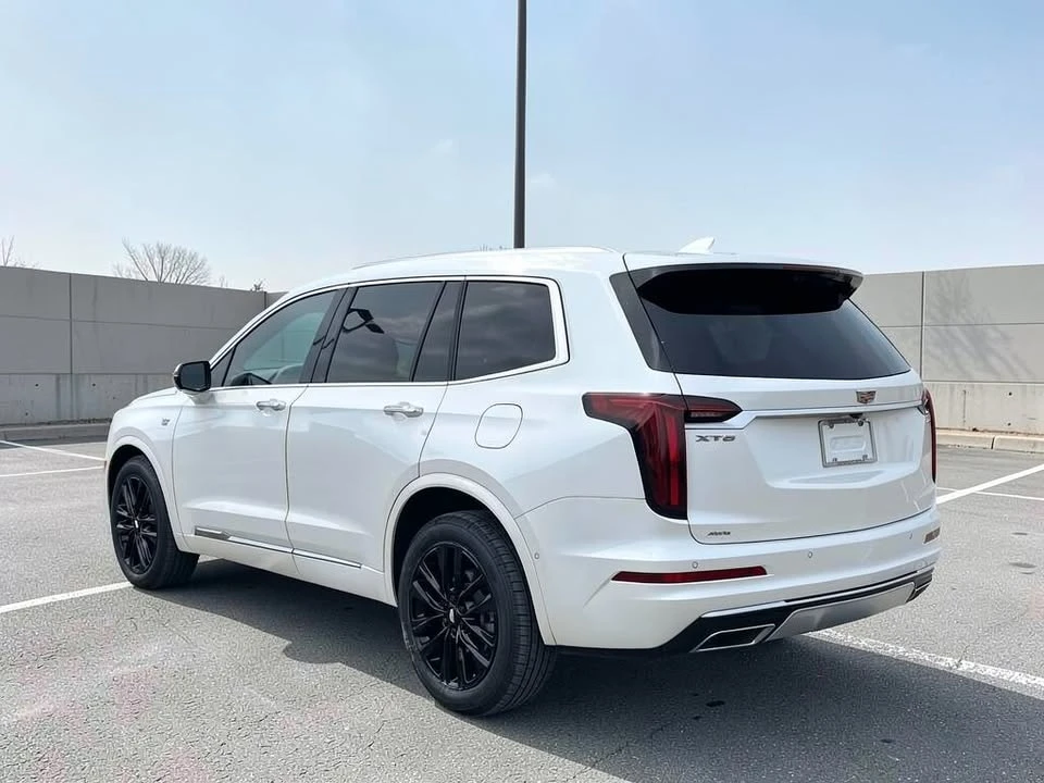 2023 Cadillac XT6 - Image 3 of 20