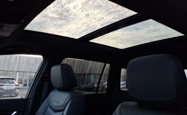 2023 Cadillac XT6 - Image 12 of 19