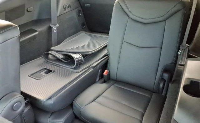 2023 Cadillac XT6 - Image 18 of 19