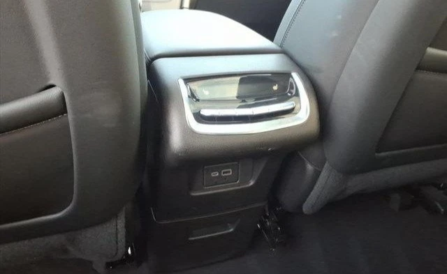2023 Cadillac XT6 - Image 14 of 19