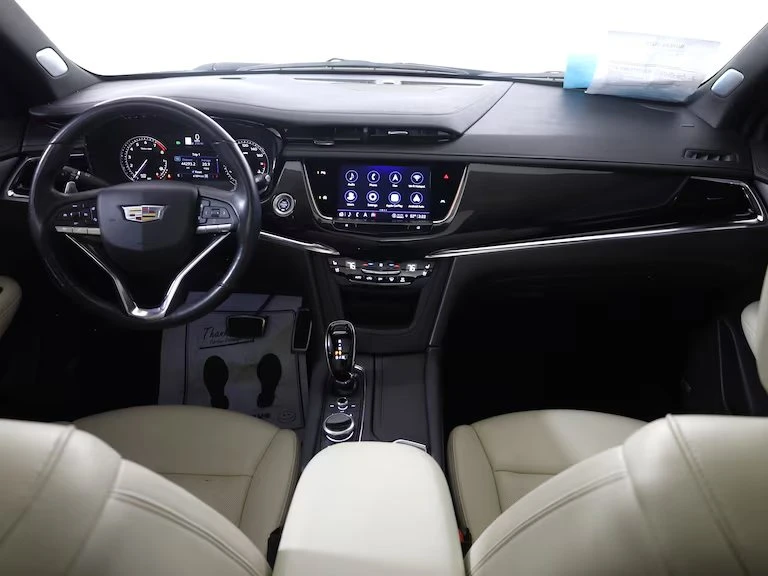 2023 Cadillac XT6 - Image 13 of 20