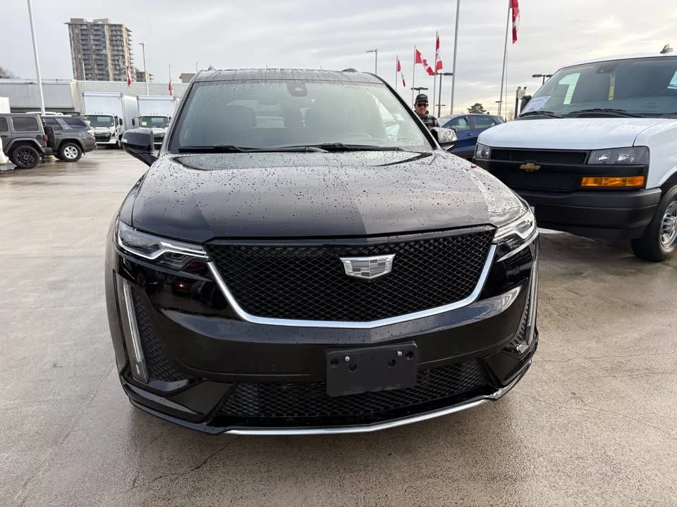 2023 Cadillac XT6 - Image 3 of 16