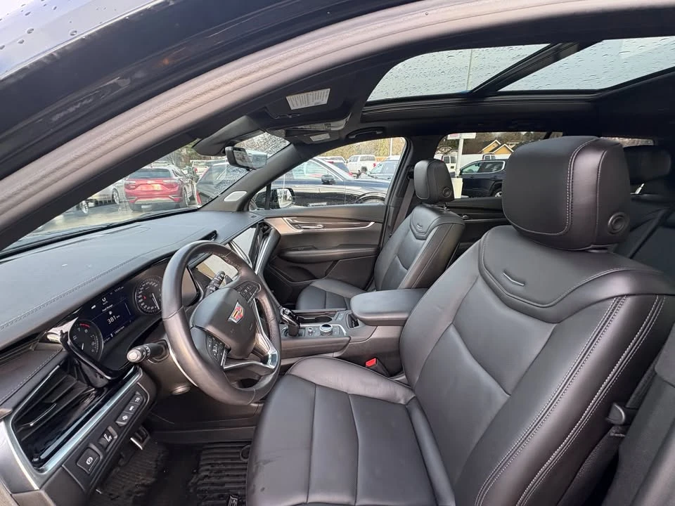 2023 Cadillac XT6 - Image 8 of 16