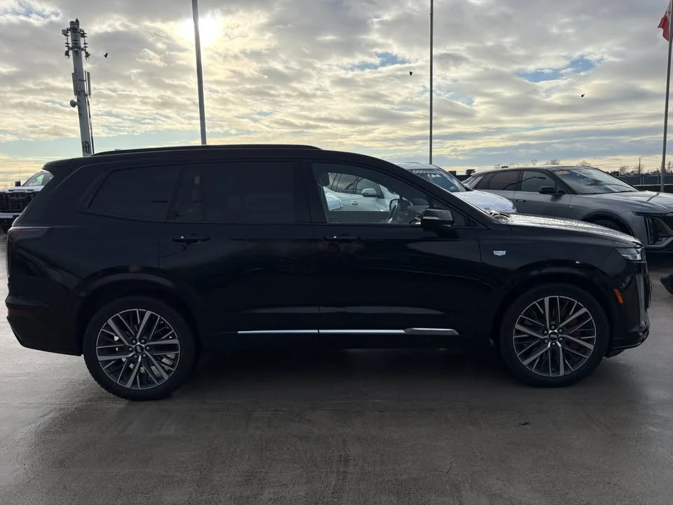 2023 Cadillac XT6 - Image 5 of 16