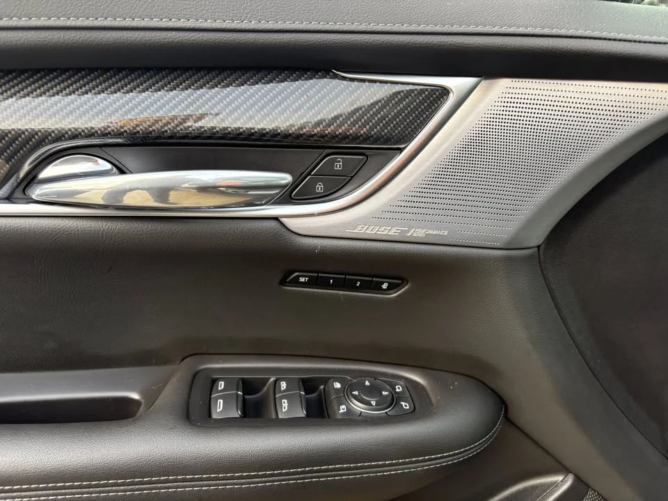 2023 Cadillac XT6 - Image 16 of 16