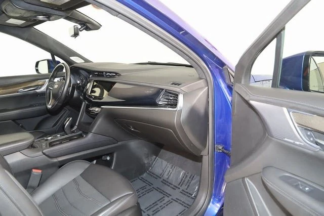 2023 Cadillac XT6 - Image 16 of 20
