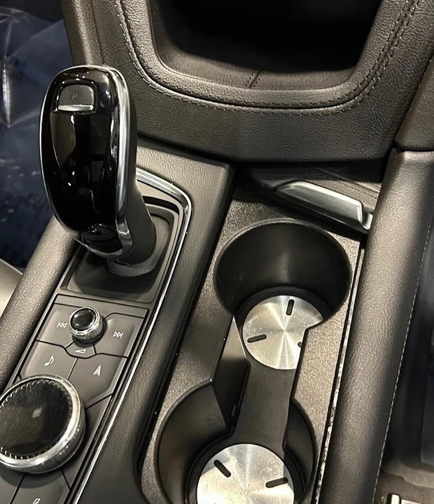 2023 Cadillac XT6 - Image 17 of 19