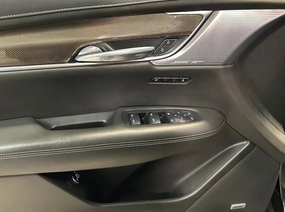 2023 Cadillac XT6 - Image 10 of 19