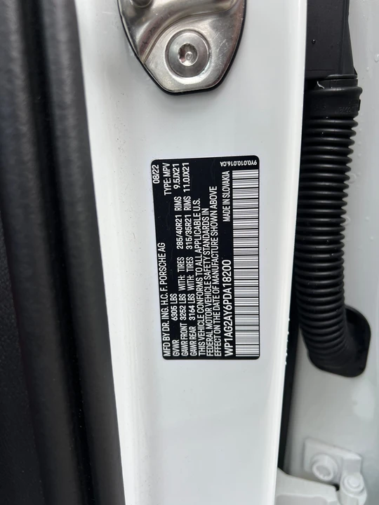 2023 Porsche 9Y0/9Y3 Cayenne GTS - Image 5 of 5