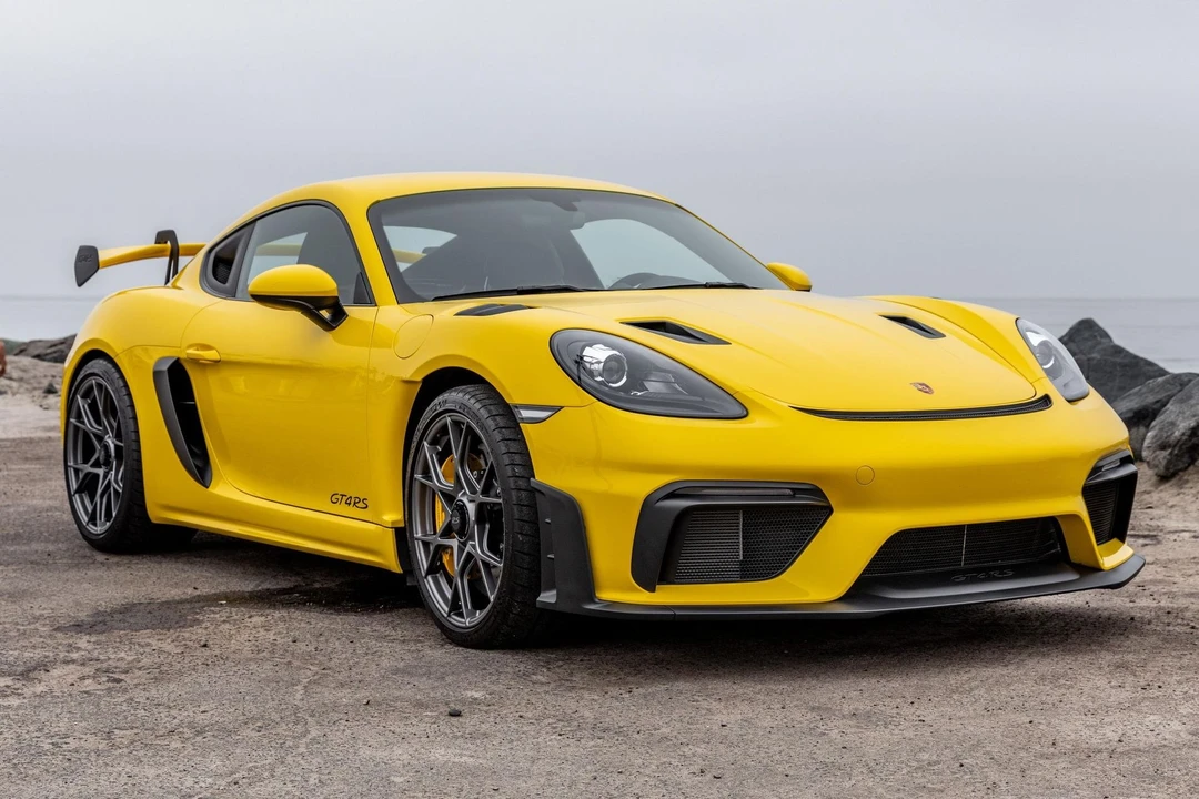 2023 Porsche 718 Cayman GT4 RS - Image 2 of 31