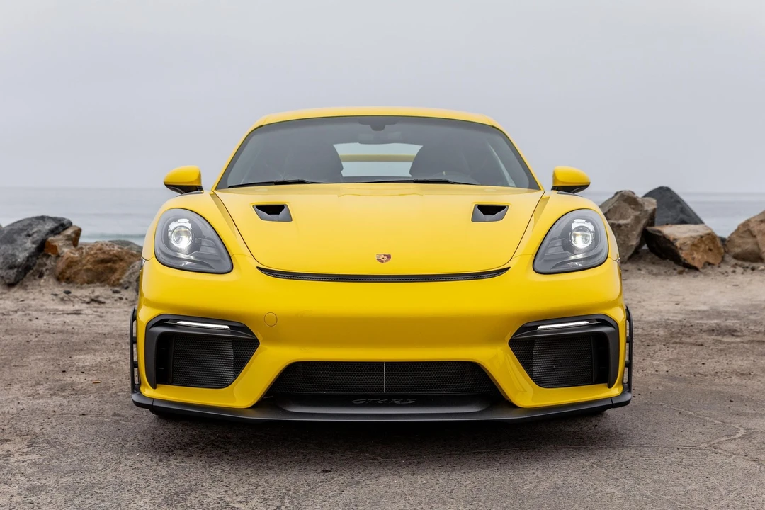 2023 Porsche 718 Cayman GT4 RS - Image 10 of 31