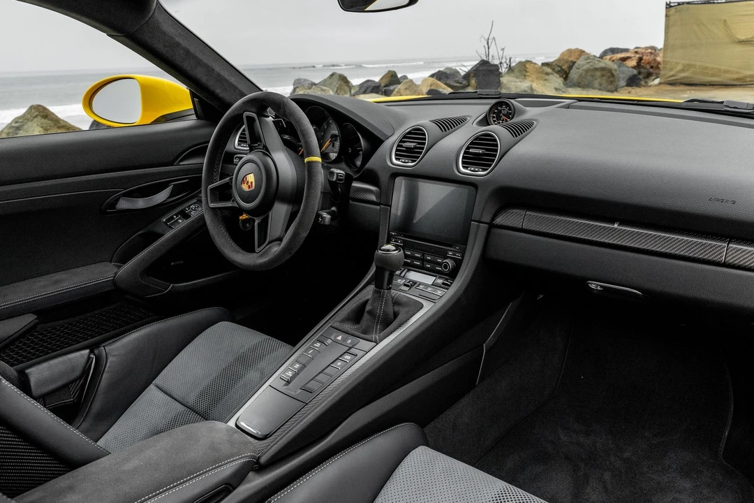 2023 Porsche 718 Cayman GT4 RS - Image 30 of 31