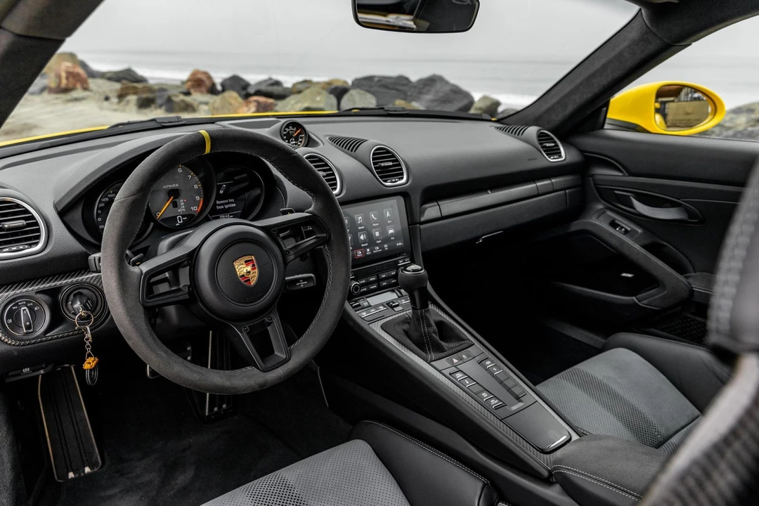 2023 Porsche 718 Cayman GT4 RS - Image 15 of 31