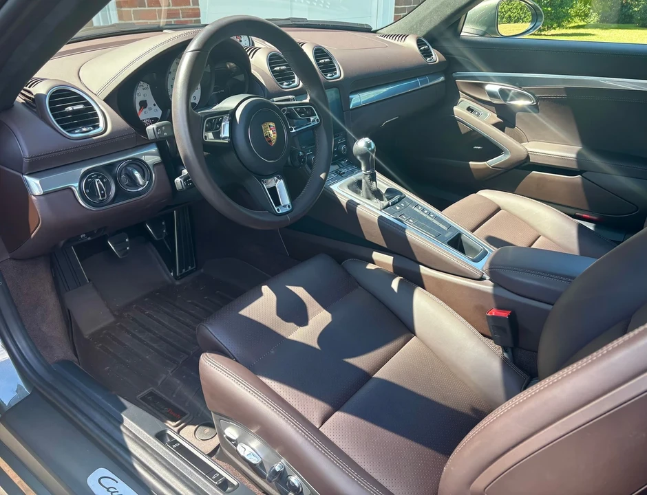 2023 Porsche 718 Cayman GTS 4.0 - Image 3 of 11