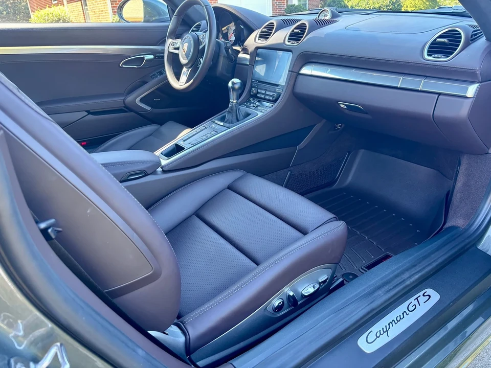 2023 Porsche 718 Cayman GTS 4.0 - Image 4 of 11
