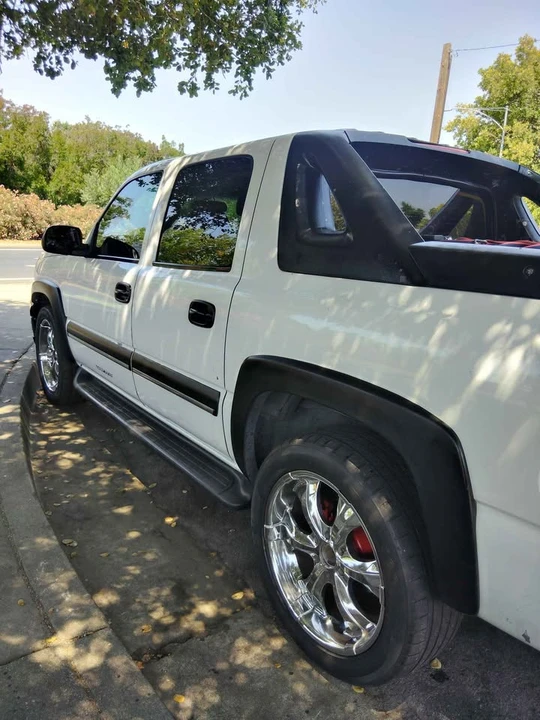 2023 Chevrolet Avalanche - Image 4 of 6