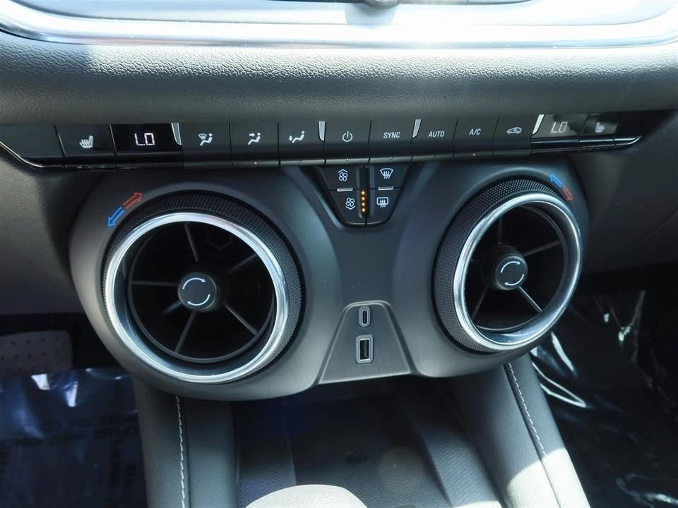 2023 Chevrolet Blazer - Image 20 of 20