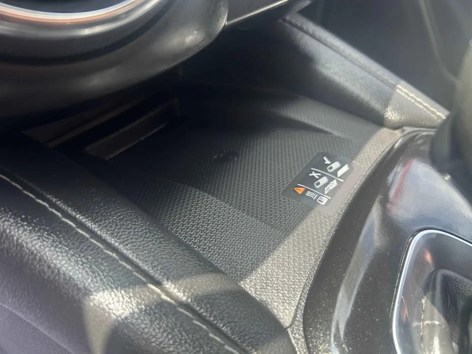 2023 Chevrolet Blazer - Image 15 of 18