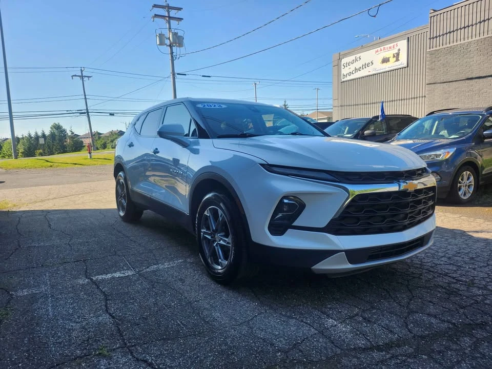2023 Chevrolet Blazer - Image 2 of 7