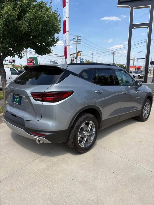 2023 Chevrolet Blazer - Image 3 of 5