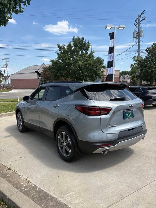 2023 Chevrolet Blazer - Image 4 of 5