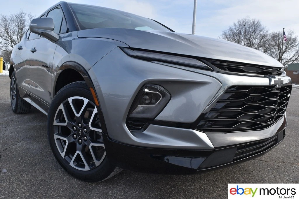 2023 Chevrolet Blazer - Image 2 of 21