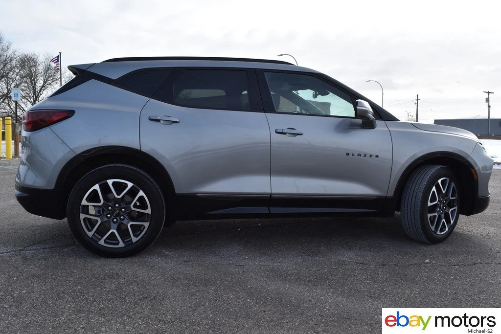 2023 Chevrolet Blazer - Image 4 of 21