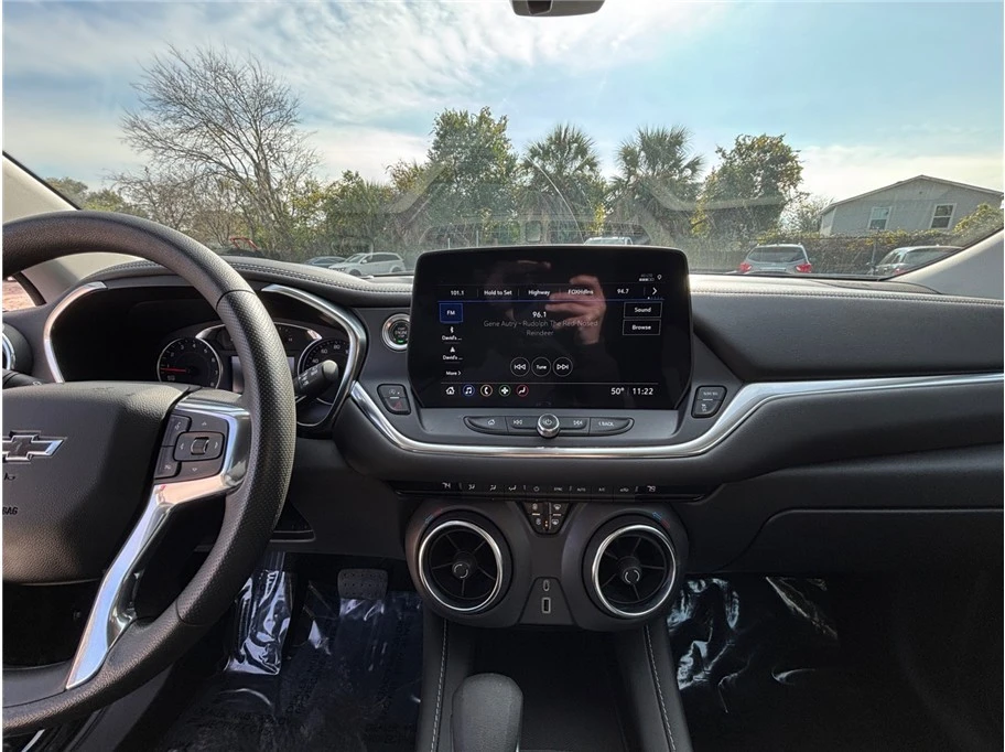 2023 Chevrolet Blazer - Image 11 of 21