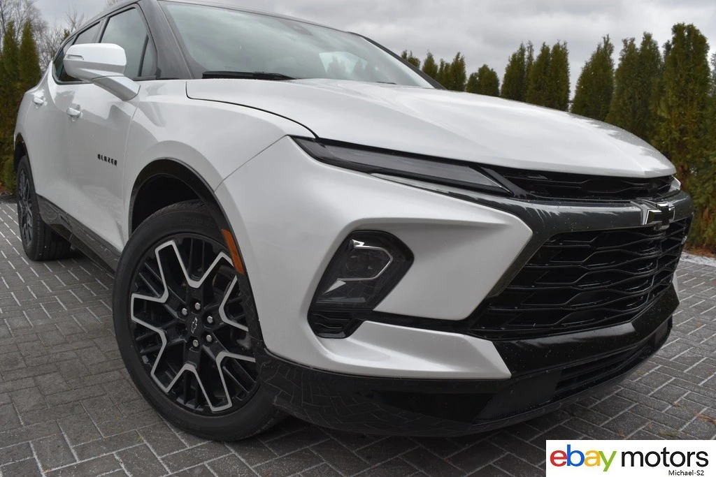 2023 Chevrolet Blazer - Image 2 of 21