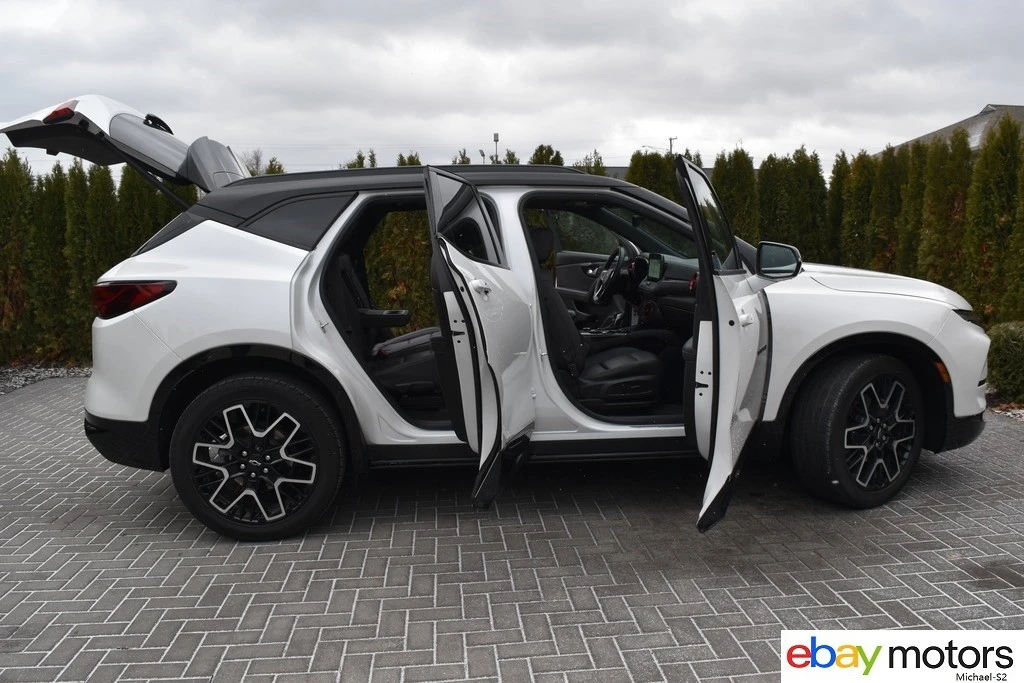 2023 Chevrolet Blazer - Image 20 of 21