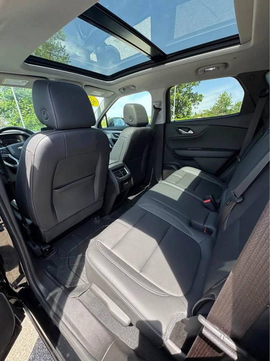 2023 Chevrolet Blazer - Image 7 of 14