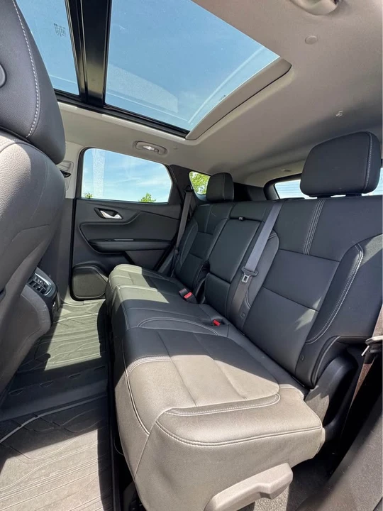 2023 Chevrolet Blazer - Image 8 of 14