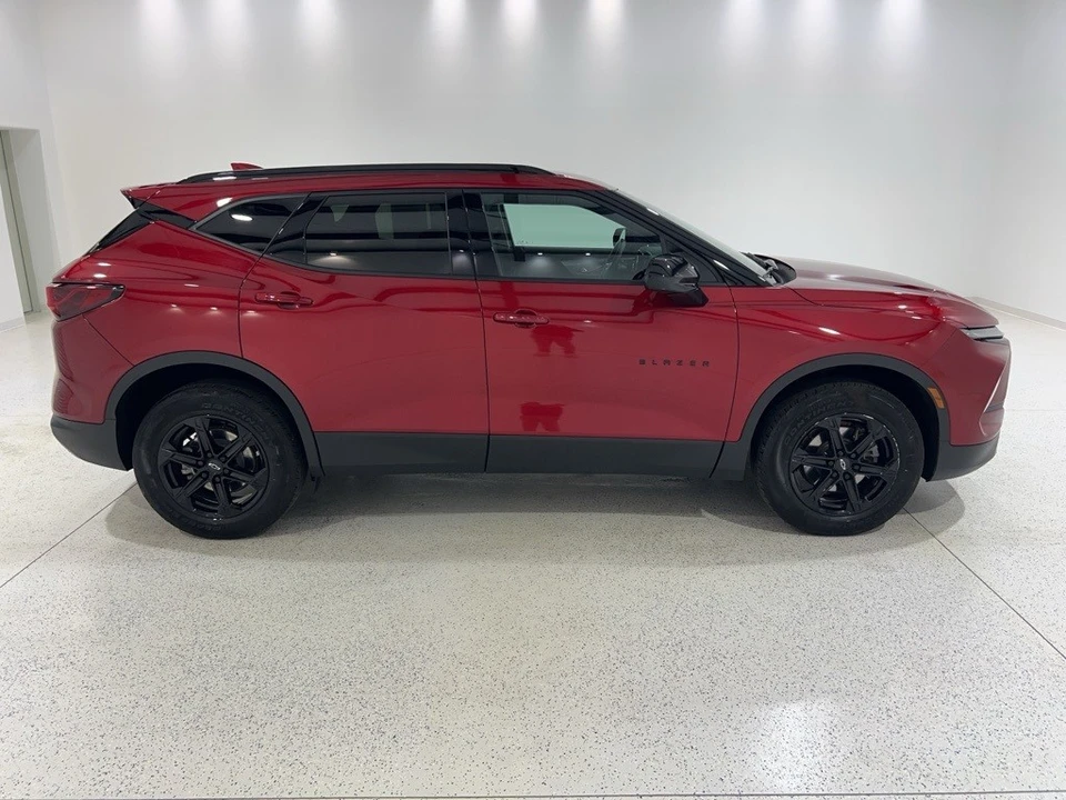 2023 Chevrolet Blazer - Image 6 of 12