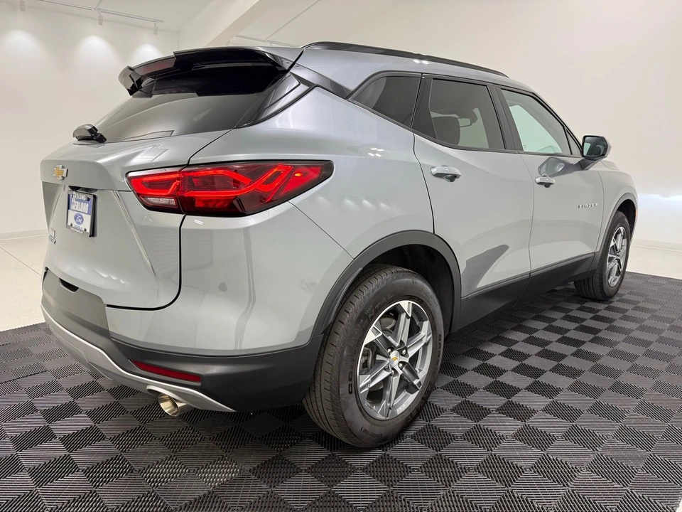 2023 Chevrolet Blazer - Image 8 of 21
