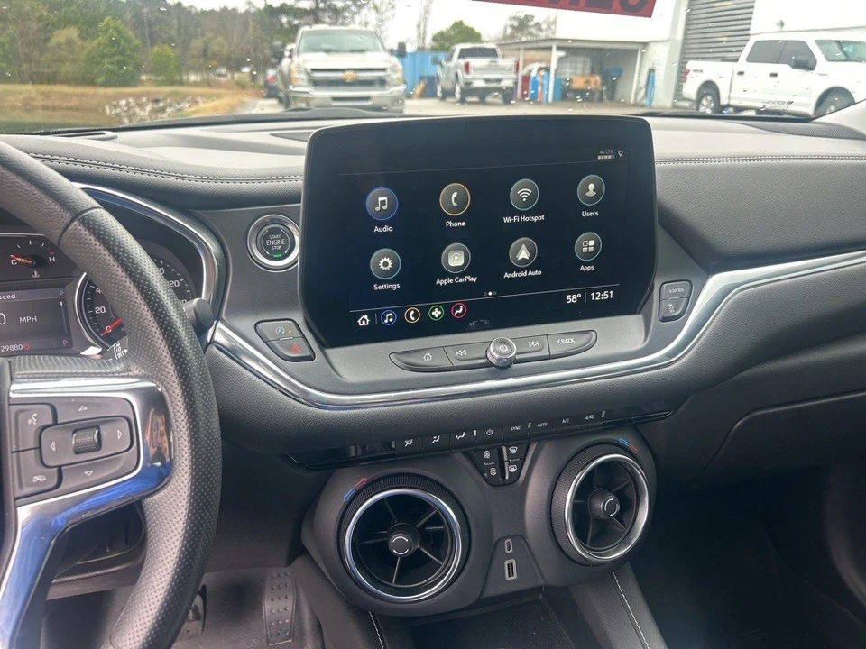2023 Chevrolet Blazer - Image 10 of 10