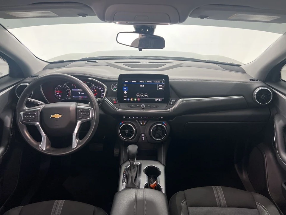2023 Chevrolet Blazer - Image 17 of 21