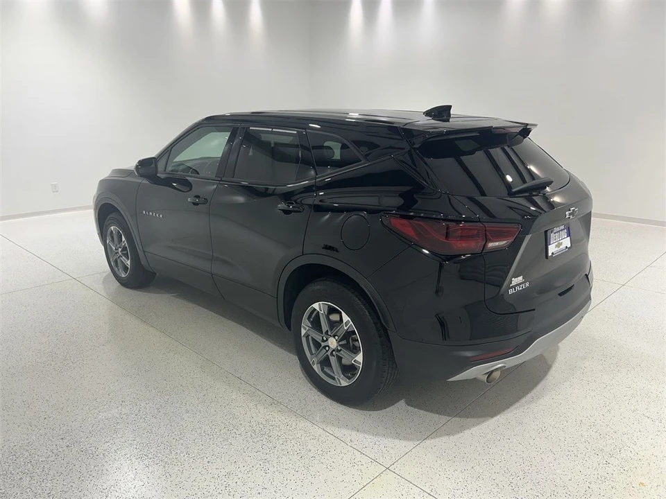 2023 Chevrolet Blazer - Image 3 of 12